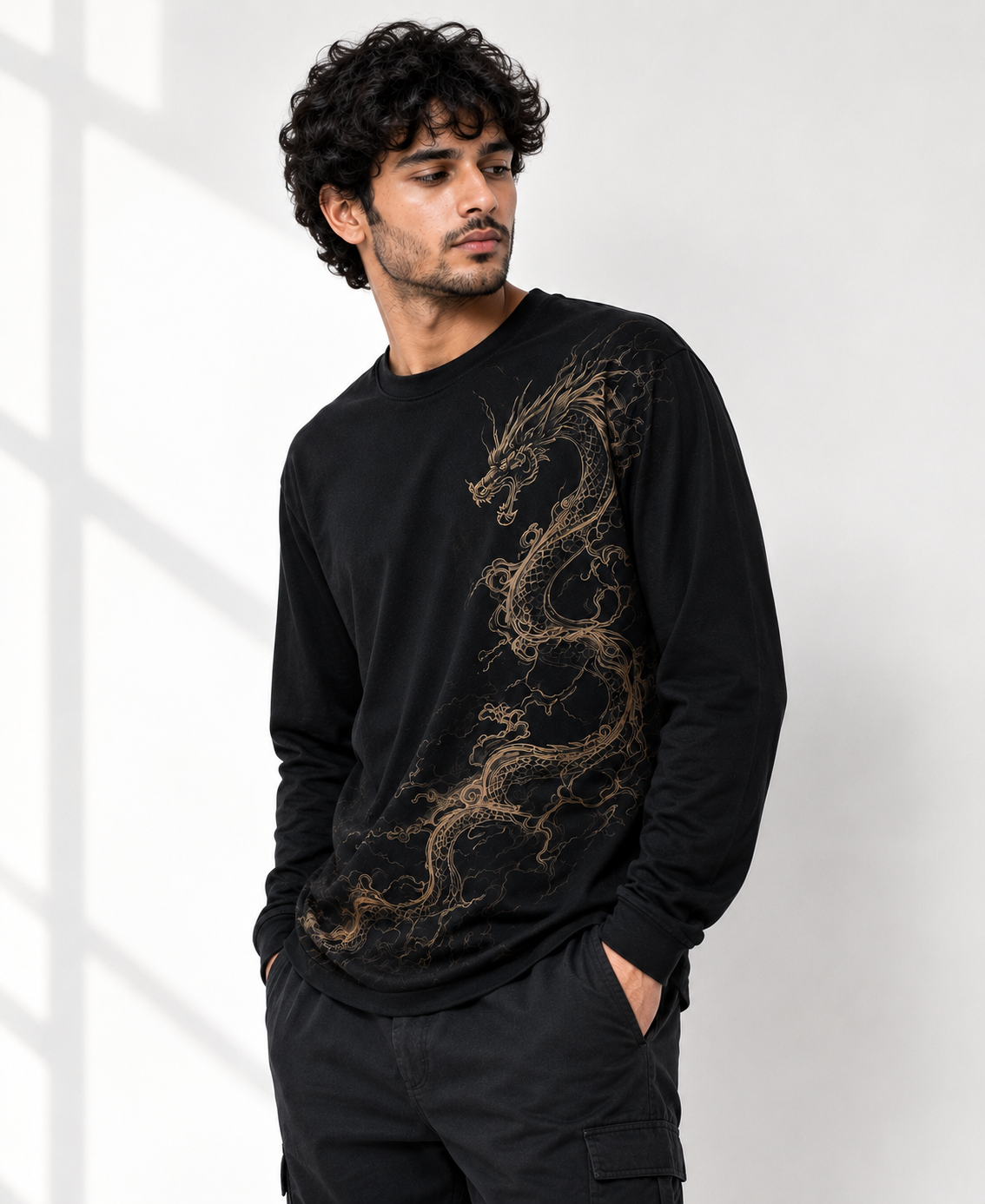 STYLORAA Dragon Shadow Premium Black Sweatshirt